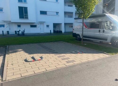 Foto - Stellplatz, Parkplatz, Abstellplatz für Anhänger, Neustädter Park