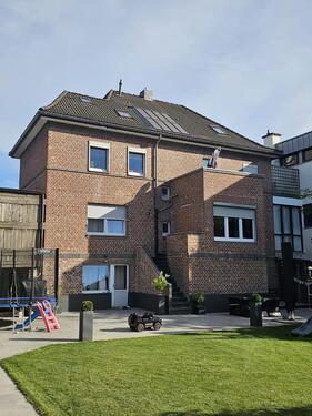 Foto - Super schöne Wohnung plus Balkon und Garten 190qm2 kalt 1400