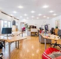 Arbeitsplatz oder Teilfläche in ruhigem Hinterhofbüro - All-in-Miete - München Au-Haidhausen