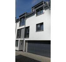 Wohnung im Herzen von kerpen - 980,00&nbsp;EUR Kaltmiete, ca.&nbsp; 87,00&nbsp;m&sup2; in Hürth (PLZ: 50354)