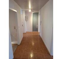 Moderne Stadtwohnung mit 3 ½ Zimmern und Einbauküche - Schweinfurt Gartenstadt