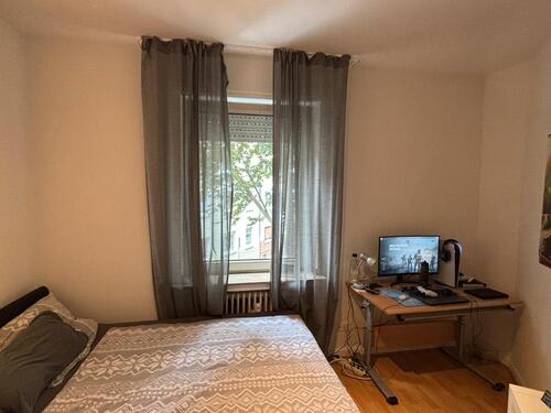 Foto - WG-Zimmer zu vermieten. 3 Zimmer Wohnung + Küche und Bad.