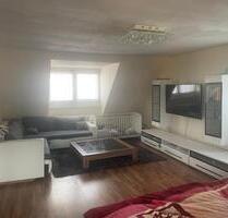 Schöne Helle Dachgeschosswohnung - Hameln