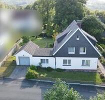 Freistehendes EFH auf 802 m² Traumgrundstück in WK-Wolfhagen - Wermelskirchen