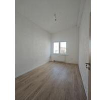 120 m² Wohnung in Neubrunn, 6 Zimmer, 2 Bäder, Küche, Großfamilie