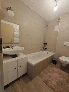 Foto - 6 Zimmer Erdgeschoßwohnung in Neubrunn