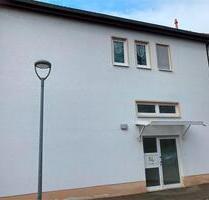 Geräumige 3-Raum Wohnung in Roßleben zu vermieten! - Roßleben-Wiehe