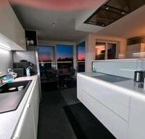 Traumhafte Penthouse Wohnung 3 Zimmer möbliert - Bergisch Gladbach Gronau