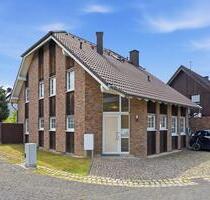 Freistehendes Einfamilienhaus mit Kamin und Garage in BM-Thorr! - Bergheim