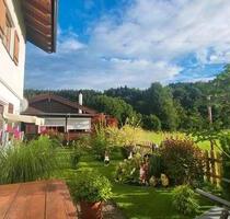 Verkauf von EG-Eigentumswohnung 97 m2 mit Garten - Irschenberg
