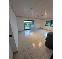 Große 97 m² Souterrainwohnung mit Garten, Terrasse & Kaminofen - Malberg