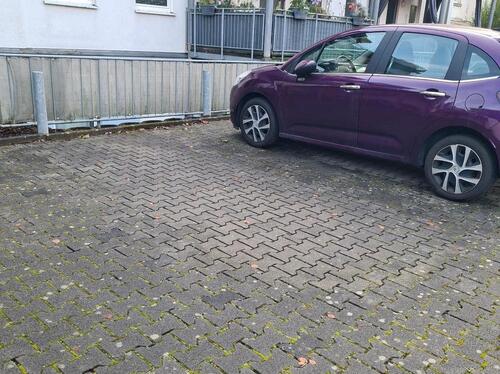 Foto - KFZ-Stellplatz Heidelberg Kirchheim