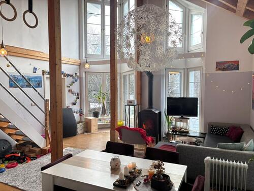 Foto - Neusöcking: Außergew. 6 Zi.-Maisonettewhg, mit Garten & Garage