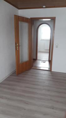 Foto - 3 Raum Wohnung mit Garage und Garten