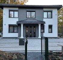 Haus Schöneiche 15566 - 2.000.000,00&nbsp;EUR Kaufpreis, ca.&nbsp; 200,00&nbsp;m&sup2; in Schöneiche bei Berlin (PLZ: 15566)