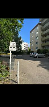 Foto - KFZ Stellplatz - Karlstraße Mönchengladbach Odenkirchen
