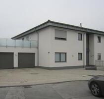 Moderne und lichtdurchflutete Wohnung mit Garten in Hagen-Boele