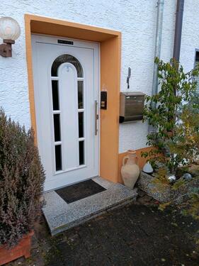 Foto - 1 Zimmer DG Wohnung - 550,00&nbsp;EUR Kaltmiete, ca.&nbsp; 46,00&nbsp;m&sup2;