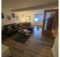 Großzügige 2-Zimmer-Wohnung, Kirchstr. Dennhausen - Niestetal