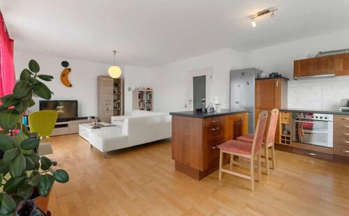 Foto - Moderne 2-Zimmer Wohnung mit grosser Dachtersasse