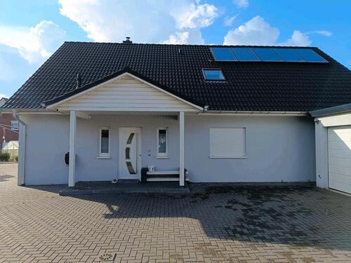 Foto - großzügige Haushälfte mit Garten und Garage usw. zu vermieten