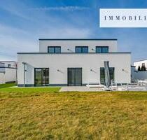 Luxuriöses Einfamilienhaus mit unverbauter Sicht in Erftstadt