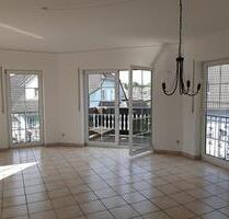 Helle 4-Zimmer-Wohnung in Ochtendung (101 m²) mit Balkon & EBK