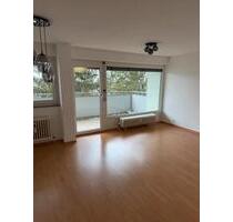 Helle 2 Zimmer Wohnung - 1.090,00&nbsp;EUR Kaltmiete, ca.&nbsp; 60,00&nbsp;m&sup2; in Asperg (PLZ: 71679)