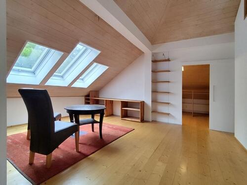 Foto - WG Zimmer 37 m² (Zimmer 5) in 5 er WG in 3-Parteien Haus