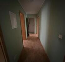 Stadtnahe 2 Zimmer Wohnung mit Balkon und guten Parkmöglichkeiten - Mühlhausen (Thüringen)