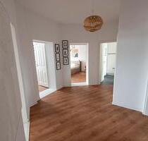 Provisionsfrei: Sanierte 4-Zimmer-Altbauwohnung Spandau - Berlin