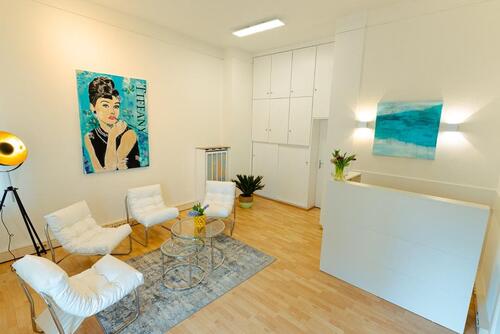 Foto - Arbeitsplatz für Nageldesignerin bei NU Aesthestics