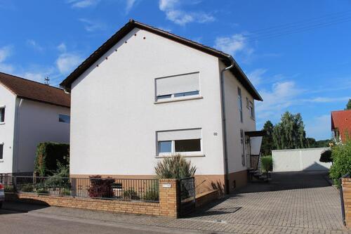 Foto - Einfamilienhaus - 1.200,00&nbsp;EUR Kaltmiete, ca.&nbsp; 140,00&nbsp;m&sup2;