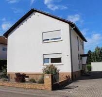 Einfamilienhaus - 1.200,00&nbsp;EUR Kaltmiete, ca.&nbsp; 140,00&nbsp;m&sup2; in Harthausen (PLZ: 67376)