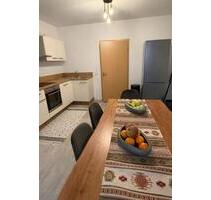 Helle 3-Zimmer-Dachgeschosswohnung, Wohnküche, modernes Bad - Gelsenkirchen Gelsenkirchen-Mitte