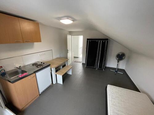 Foto - Zimmer möbliert ab sofort verfügbar