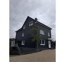 2 EtagenHaus+große Sonnenterasse+3 Stellplätze+Garten - Gummersbach Berstig Süd