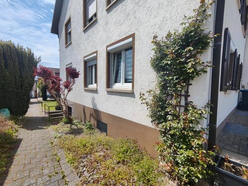 Foto - 4-Zimmer-Wohnung in herrlicher Lage mit Balkon & EBK