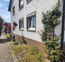 4-Zimmer-Wohnung in herrlicher Lage mit Balkon & EBK - Waldachtal 4-Zimmer-Wohnung in herrlicher Lage mit Balkon & EBK - Waldachtal