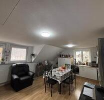 Stilvolle 2-Zimmer-Wohnung mit 2 Stellplätzen & Top-Anbindung - Nufringen