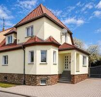 Einziehen statt renovieren! Sofort bezugsfertiges Familienhaus - Erfurt Stotternheim