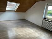 Foto - 2 Zimmer Dachgeschoßwohnung zur Miete in Singen (Hohentwiel)