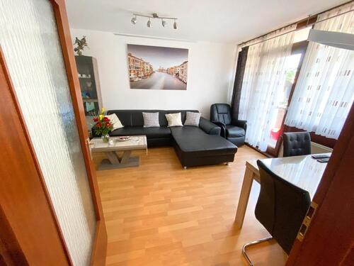 Foto - Attraktive 2-Zimmer-Wohnung mit Balkon & Tiefgarage in LU-Süd