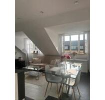 Zimmer in ruhiger Frauen-WG ab sofort frei – Giesing - München Ramersdorf-Perlach