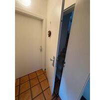 Dachwohnung zu vermieten - 1.300,00&nbsp;EUR Kaltmiete, ca.&nbsp; 75,00&nbsp;m&sup2; in Schopfheim (PLZ: 79650)