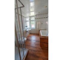 3-Zi-Wohnung 92 m² + große Garage, renoviert, Zwickau-Pölbitz