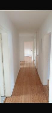 Foto - Sehr schöne 5 Zimmer Wohnung nähe Bahnhof