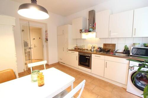 Foto - Möblierte 2-Zimmerwohnung + Balkon, Köln-Sülz, Untermiete 13 Mon.