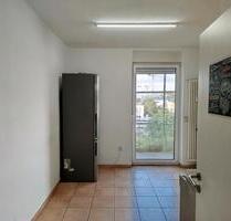 ab 01.11 Wohnung nur für Familie und mit Schufa- Unterlagen - Ludwigshafen am Rhein