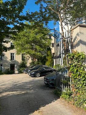 Foto - Außenstellplatz Innenstadt ! - 85,00&nbsp;EUR Miete,